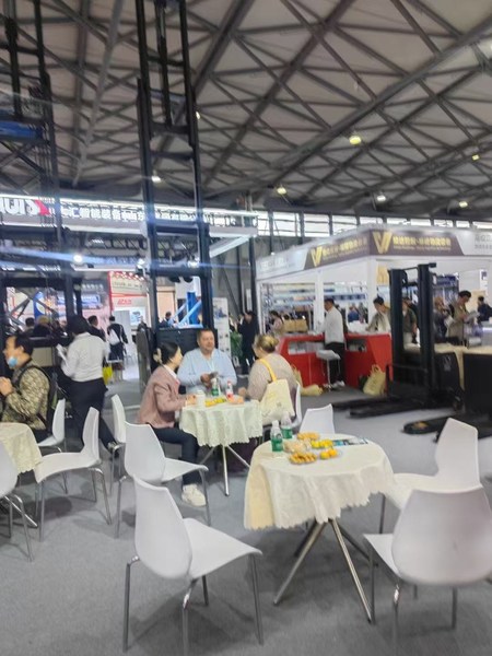 ANHUI YOUNGLIFT INTELLIGENT  EQUIPMENT CO.,LTD. خط إنتاج المصنع