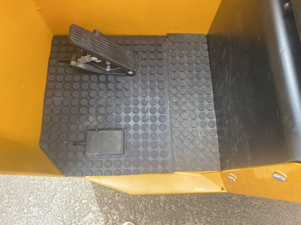 Low Noise Electric Pallet Forklift Hydraulic Pump Stand Up Electric Forklift