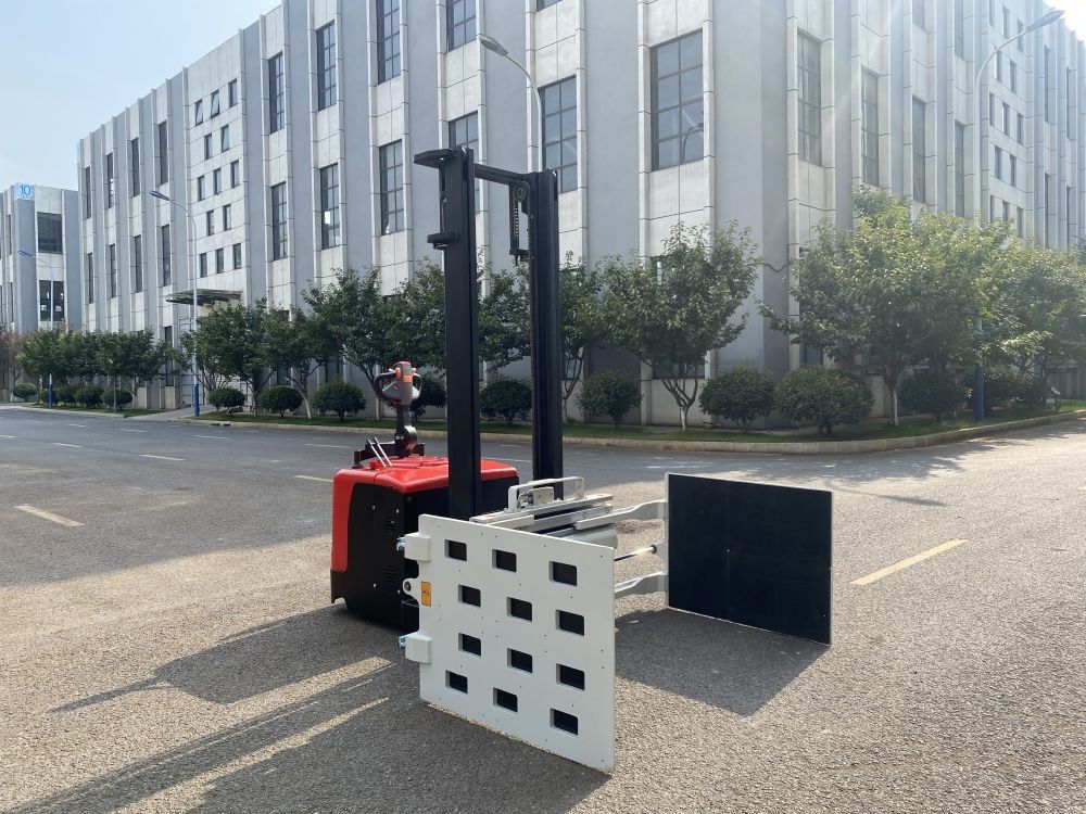 3000kg Industrial Walkie Stacker Lift  Duplex mast 1150*190*65