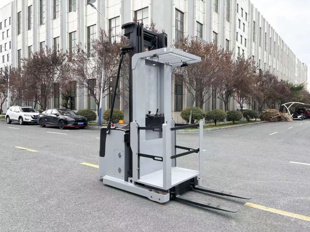 Standing Electric Pallet Picker Battery-Powered Order Picker 1000 KG Lift Height 6000 meters