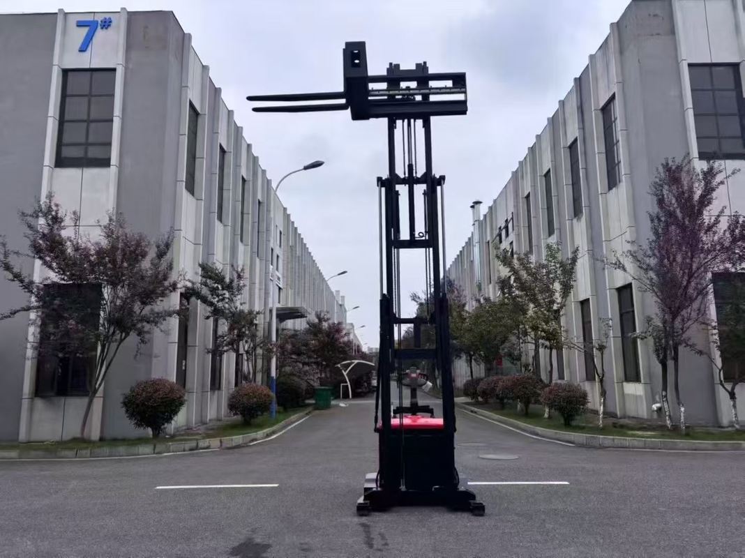 Electric Side Loader Forklift​​, 500kg Load Capacity with 4500mm Lifting Height 