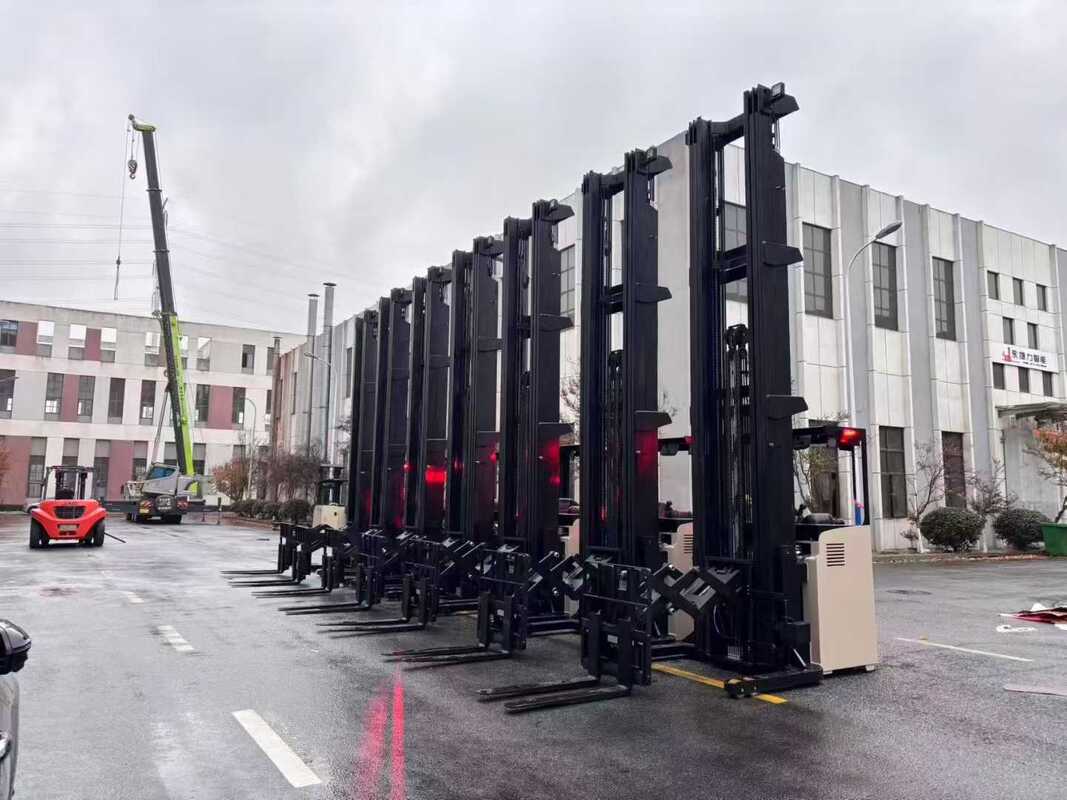 Double Reach Truck, For Very High Warehouses/narrow Aisles, 3m Lifting Height, 2000kg Load Capacity